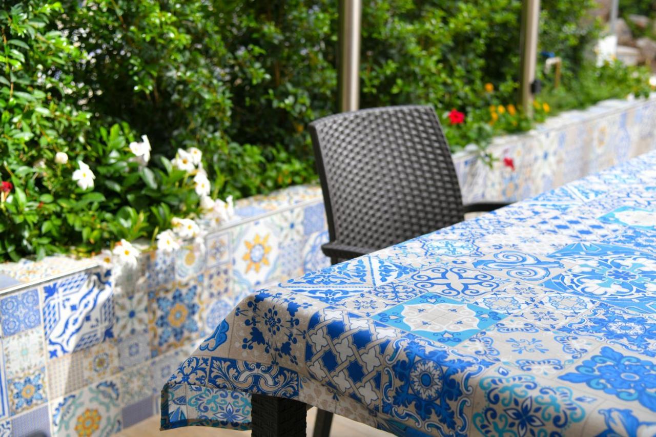 Casa Glem Apartment อีสเกีย ภายนอก รูปภาพ