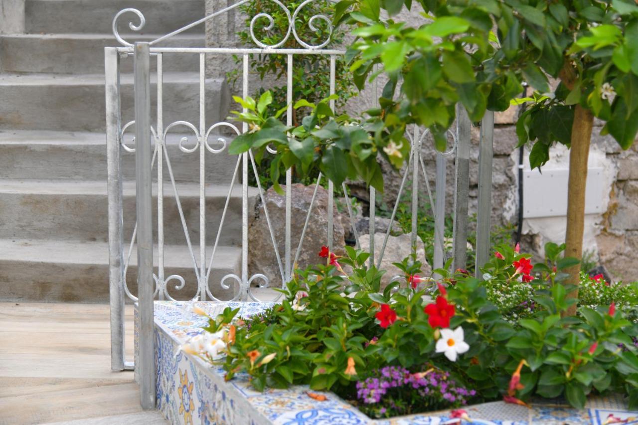 Casa Glem Apartment อีสเกีย ภายนอก รูปภาพ