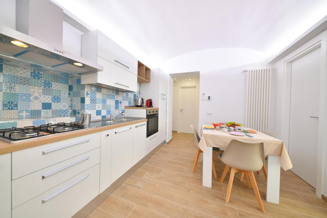 Casa Glem Apartment อีสเกีย ภายนอก รูปภาพ