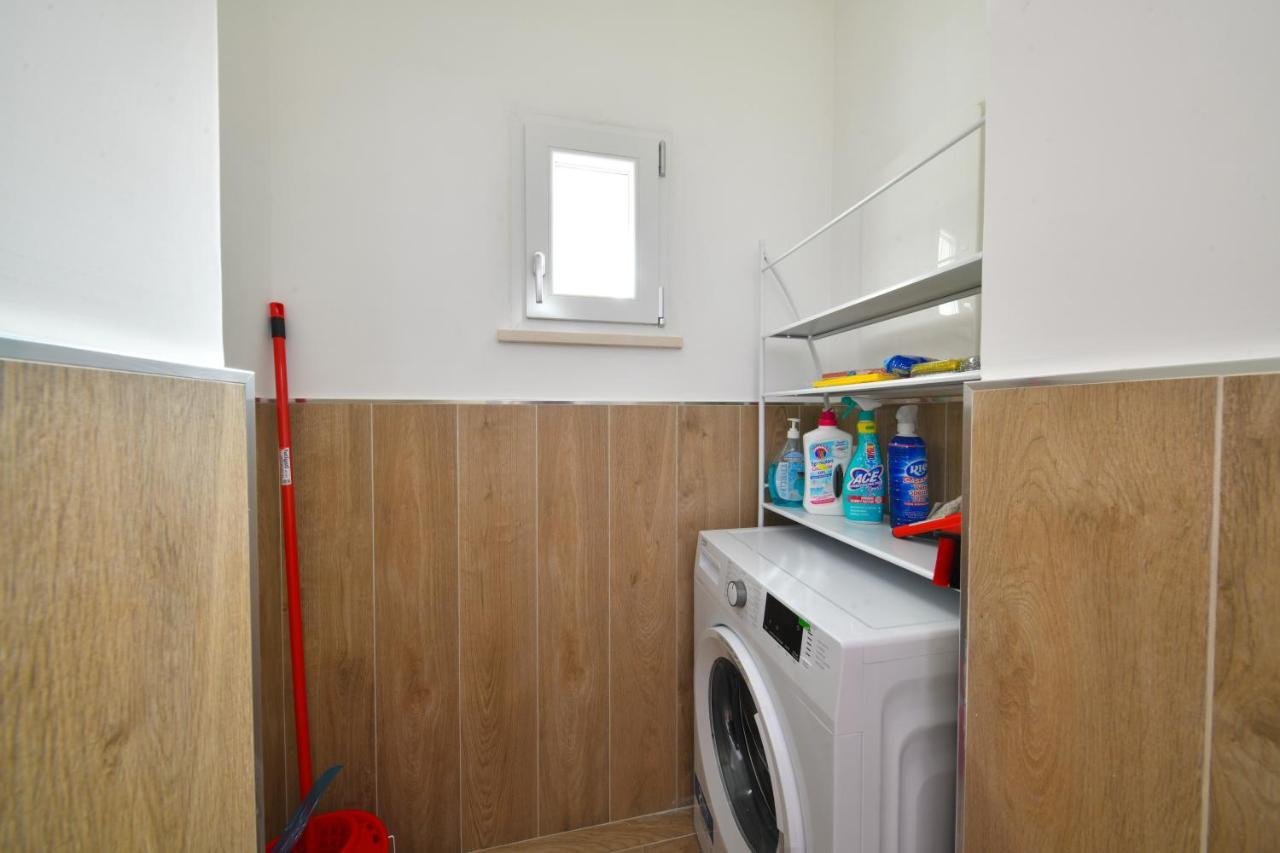 Casa Glem Apartment อีสเกีย ภายนอก รูปภาพ