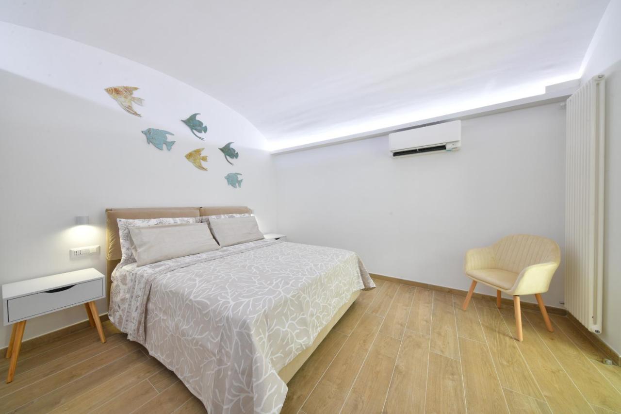 Casa Glem Apartment อีสเกีย ภายนอก รูปภาพ