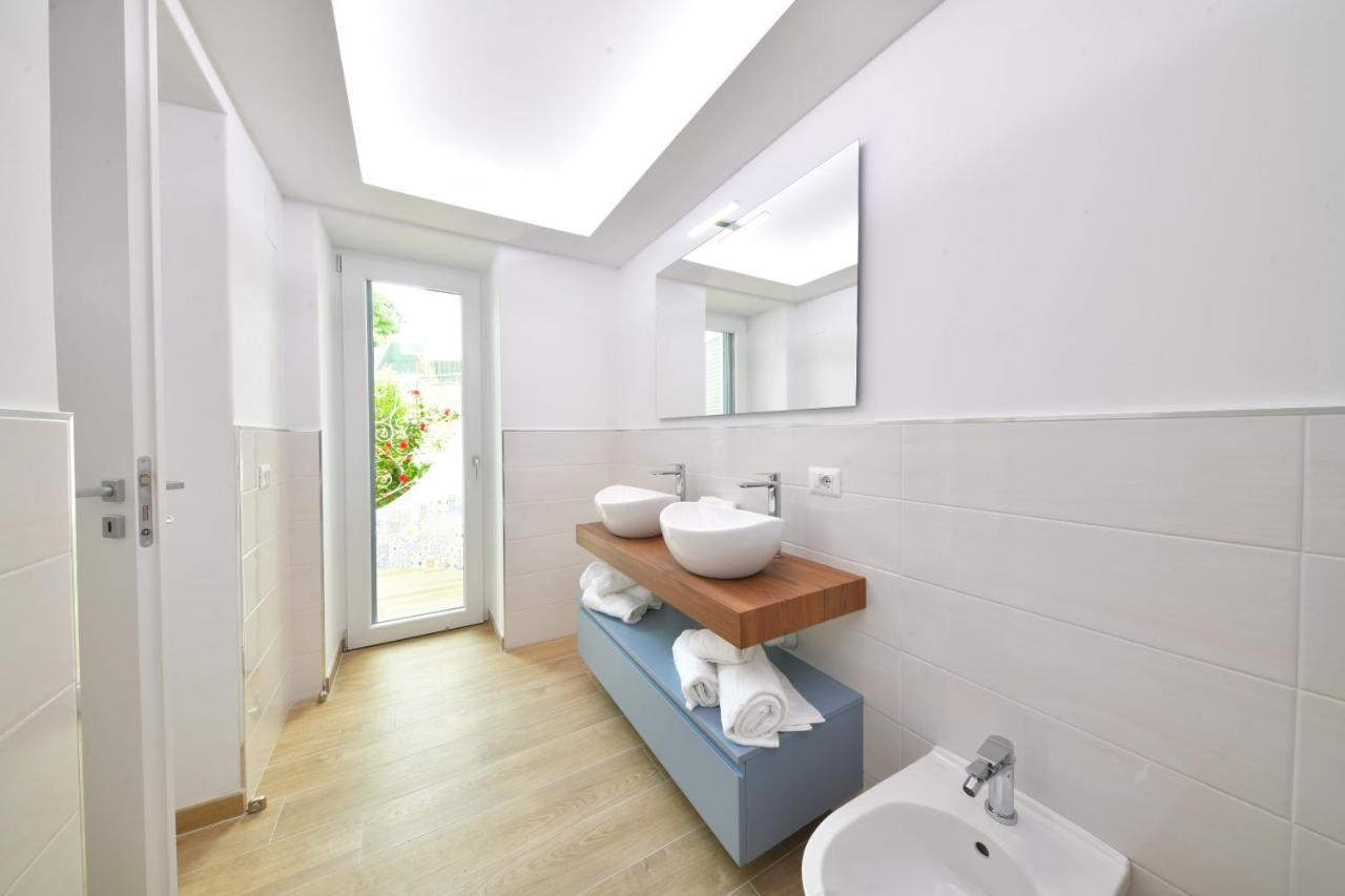 Casa Glem Apartment อีสเกีย ภายนอก รูปภาพ