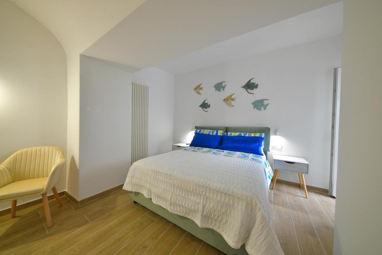 Casa Glem Apartment อีสเกีย ภายนอก รูปภาพ
