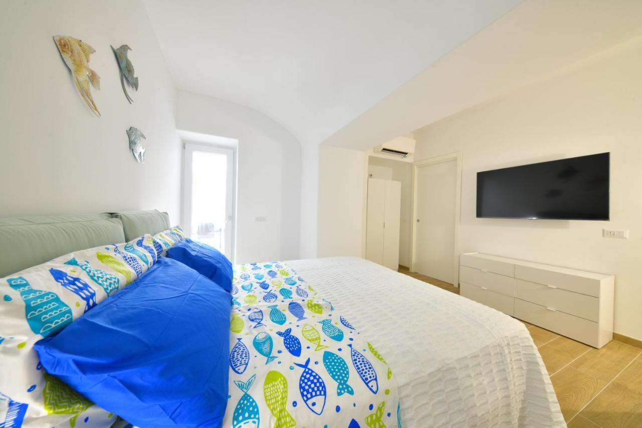 Casa Glem Apartment อีสเกีย ภายนอก รูปภาพ